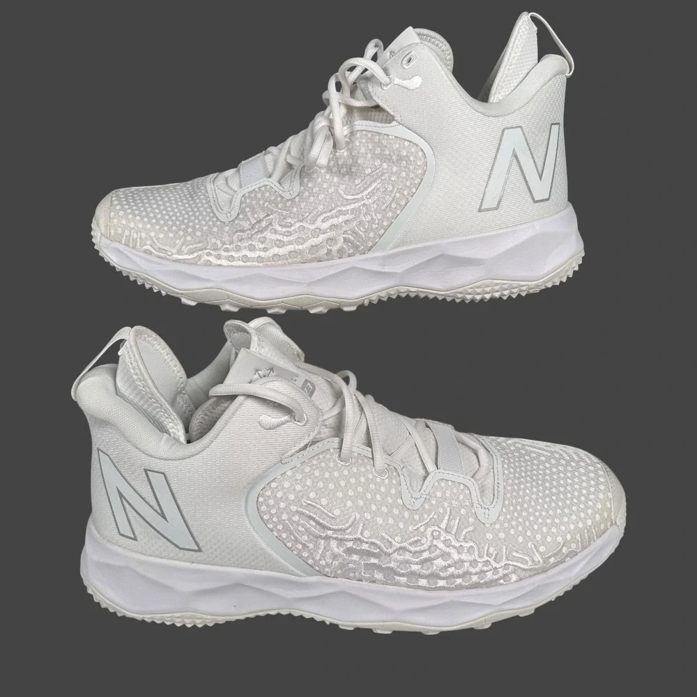 New Balance FreezTW3 Mid Turf Lacrosse Shoes Cleats Mens 15 White *Worn Once EUC